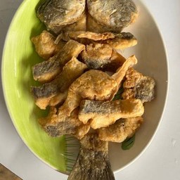 กระพงทอด+ซีฟู้ดส์