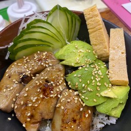 ข้าวหน้าอโวคาโด้ตับห่าน