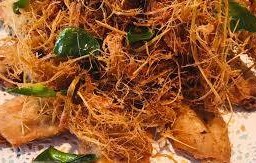 ไก่บ้านทอดตะไคร้