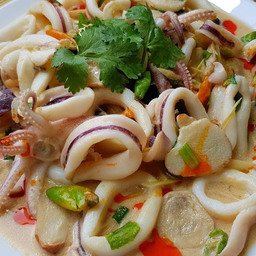 N103 Tom Kha Squid 椰奶高良姜汤煮鱿鱼