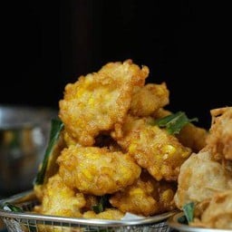 ข้าวโพดทอด