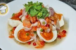 ยำไข่เค็ม