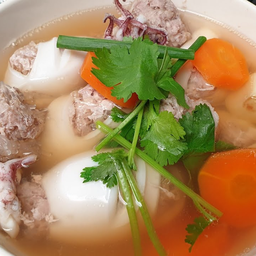 N115 Stuffed squid soup 酿鱿鱼清汤