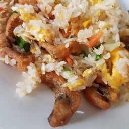 ข้าวผัดปลาสลิด