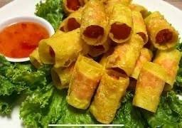 เกี๊ยวไส้กรอกทอด