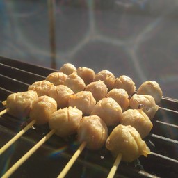 ลูกชิ้นปิ้ง เจ๊อารีย์