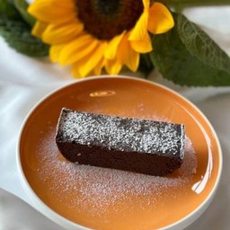 Flourless Rich Chocolate Cake