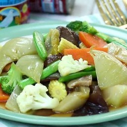 ผัดผักรวมมิตร