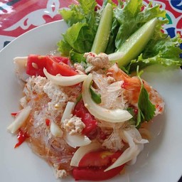 ยำวุ้นเส้นทะเล