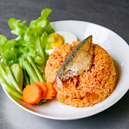 ข้าวคลุกน้ำพริกเผาป่า