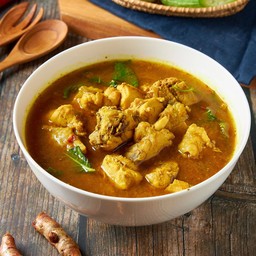 แกงเผ็ด ใบยี่หร่า