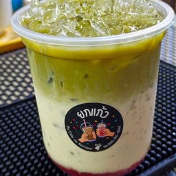 สตรอว์เบอร์รี่มัตจะลาเต้