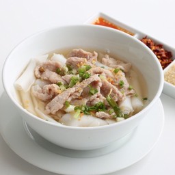 ก๋วยจั๊บน้ำใส หมูหมัก