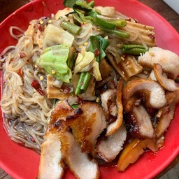 ตำเตี๋ยวโรยคอหมู