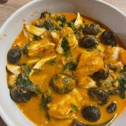 แกงคั่วใบชะพลูปูก้อน