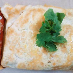 ไข่ยัดใส้ราดข้าว