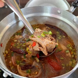 ต้มแซ่บกระดูอ่อนใบพาย