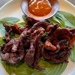 เนื้อทอด