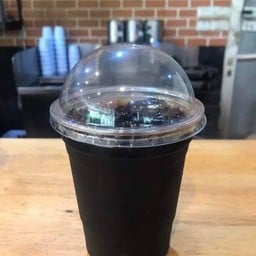 โอเลี้ยง ( Thai style iced black coffee)