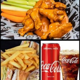 Combo set 4, 8 Wings, Classic club Sandwiches, Coke
