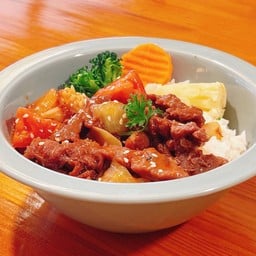 ข้าวหน้าเนื้อผัดซอสมะเขือเทศ(HS)