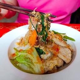 อาหารตามสั่งบ้านยายองุ่น