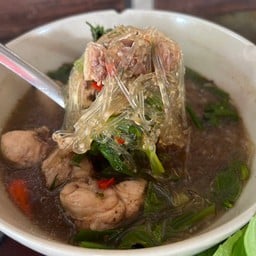 แกงไก่ใส่วุ้นเส้น