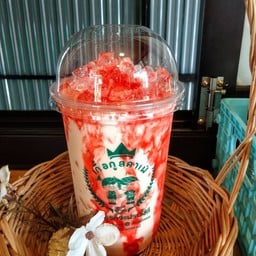 สตอเบอร์รี่นมสด