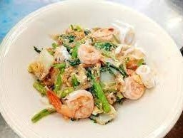 สุกี้แห้งกุ้ง