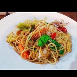 สปาเก็ตตี้ผัดขี้เมาทะเล