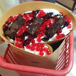 เครปวิปปิ้งครีมบราวนี่เยลลี่