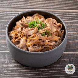TA ข้าวหมูสไลด์ ผัดซอส KILIMONIN