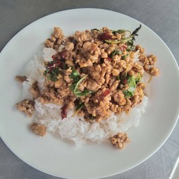 กลิ่นกระเพราตามสั่ง