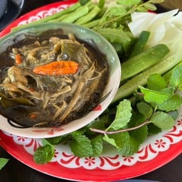 อุหน่อไม้หมูสามชั้น