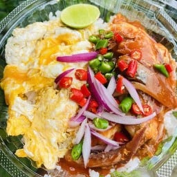 ข้าวหอมมะลิไข่เจียว&สุกี้ รสเด็ด ^_^