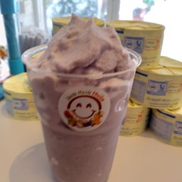 นมหมีกาแฟปั่น