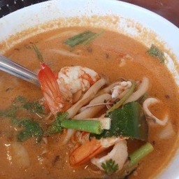 ต้มยำทะเลน้ำข้น