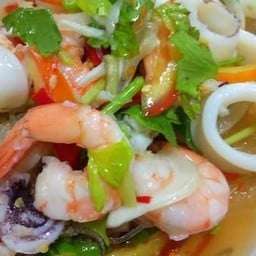 ยำวุ้นเส้นทะเล