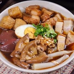 ก๋วยจั๊บหอพักเดอะบิวตี้