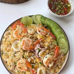 ข้าวผัดทะเล