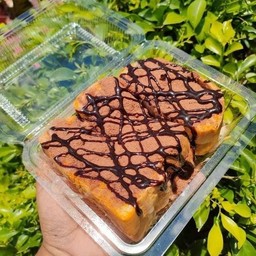 ปังปิ้งเนย + โอวัลติน + ช๊อคโกแลต  1 ชุด