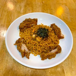 มาม่าหม่าล่าแห้งไก่ทอด ไซส์M