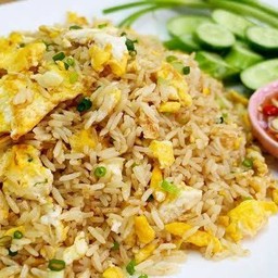 ข้าวผัดหมู