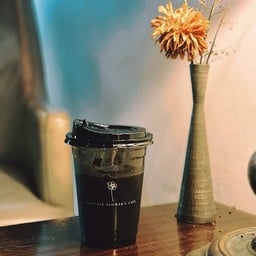 Dedicate Flower's Cafe