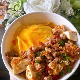 หมูสับไข่เค็มผัดพริกเกลือ