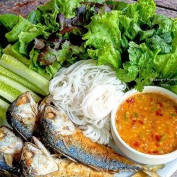 ร้าน เมี่ยง ปลาทู คุณนายปู