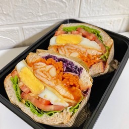 แซนวิชอกไก่บาร์บีคิว