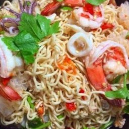 ร้านกบยำซิ่ง(ลำยองยำเอง)