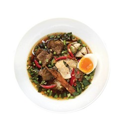 ก๋วยเตี๋ยวหมูตุ๋นซุปเปอร์แซ่บ