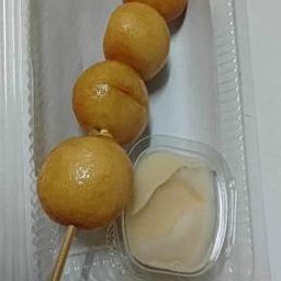 หมั่นโถวทอดราดนม ไม้ละ